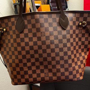 Louis Vuitton Neverfull MM *BAG Only*